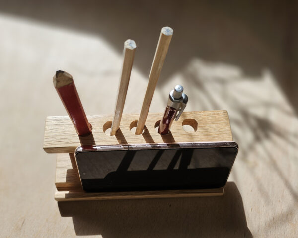Desk Pen and Phone Holder - FREE Plans - Image 2