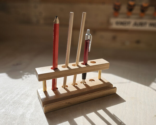 Desk Pen and Phone Holder - FREE Plans - Image 3