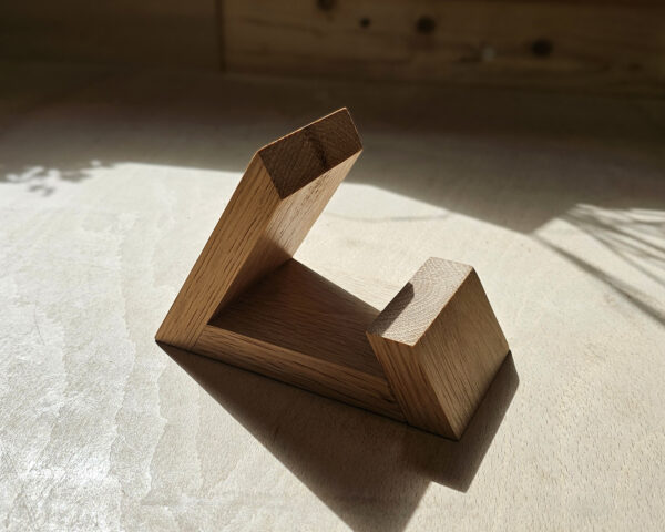 Triangular Shaped Phone Holder - FREE Plans - Image 3