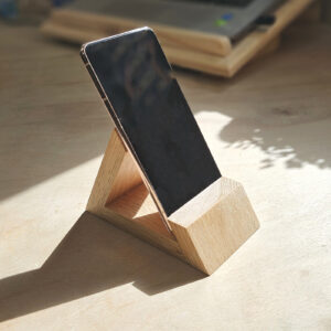 Triangular Shaped Phone Holder - FREE Plans