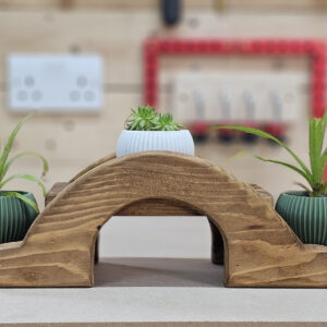 Bridge Planter Holder - FREE Plans