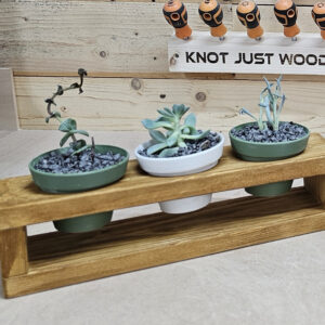 Table Top 3x Planter Holder - FREE Plans