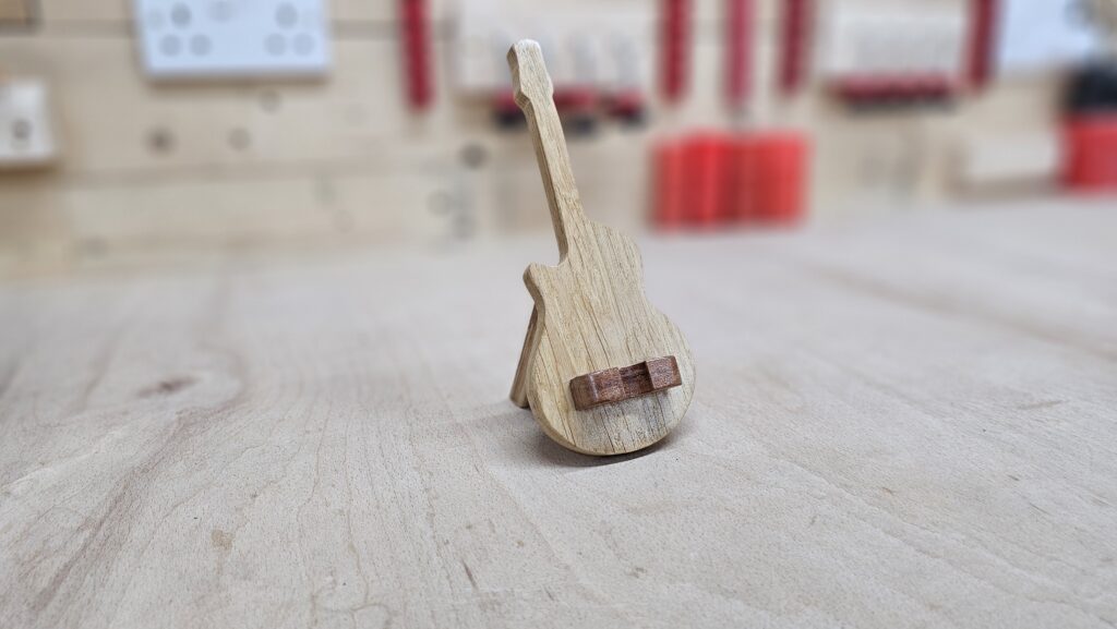 Guitar Shaped Phone Holder Build - FREE Template