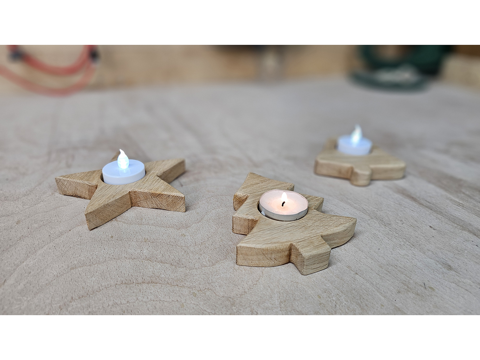 Christmas Themed Tealight Holder Build - FREE Template