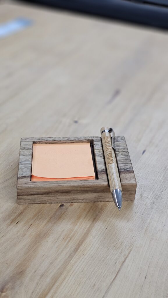 Post It Note and Pen Holder Build - FREE Plans